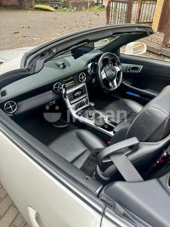 Mercedes-Benz SLK 200